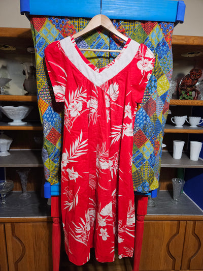 1970's Vintage Caftan Red Hawaiian MuMu Dress