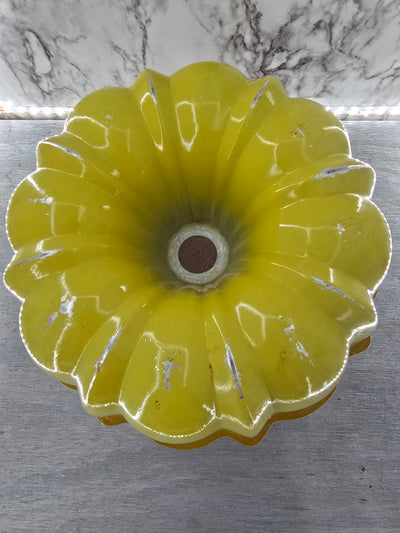 1970's  Vintage Northland USA Aluminum  Yellow Bundt Cake Pan