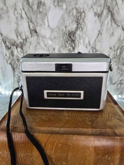 1965 Vintage Kodak Instamatic 304 Camera