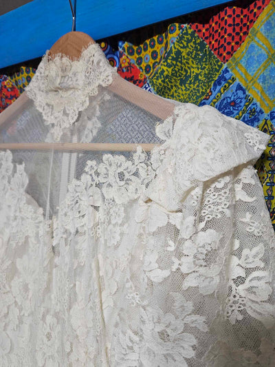 1980's Vintage white lace wedding dress