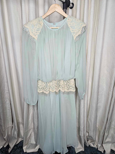 1980's Vintage Sea foam Green Chiffon Lace and beaded Prom dress